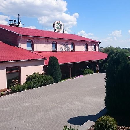Penzion Jaros Popuvky Exterior photo